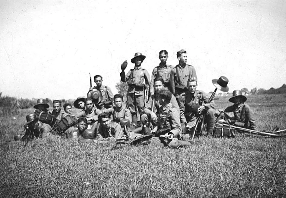 KNIL militairen